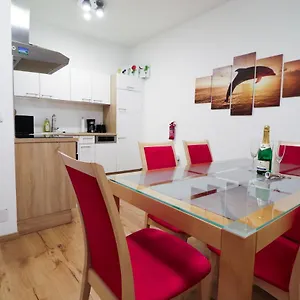 https://cozynite-premium-apartment-schonbrunn.vienna-besthotels.com